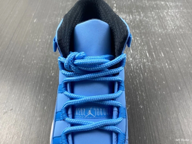 1st Kicks (11 Gift Flight of Jordan 29) 717602-900 Ultimate 0821